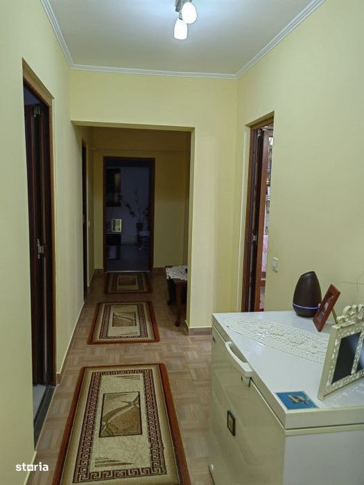 Apartament 3 camere etaj 2, zona Vidin, renovat 2022