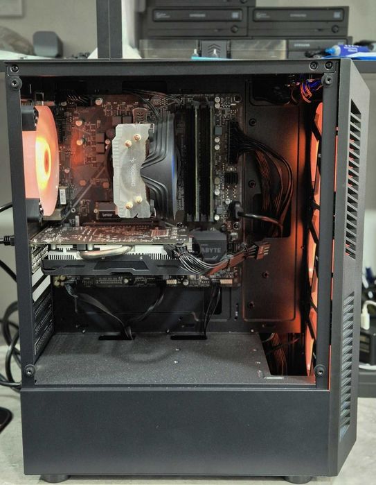 Gamin sborka i5-10400F 16/256 gb RX 580 8GB