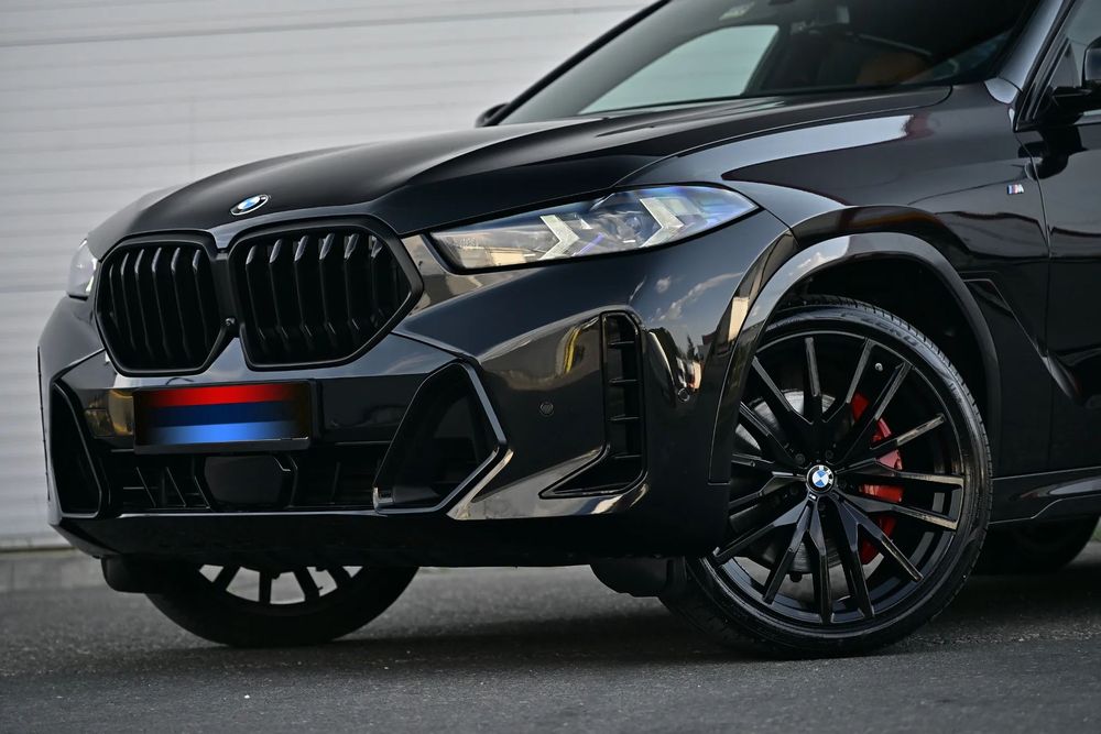 BMW X6 =ICONIC=SUSPENSIE AER=Softclose TOTAL=Camera 360g=Panorama=M-SPORT=