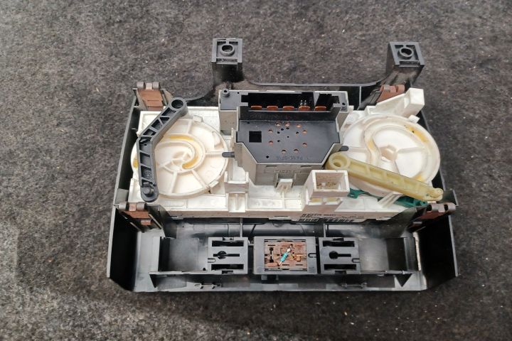 Comanda AC BEHR56341 024420732 BEHR56341 024420732 Opel Zafira A