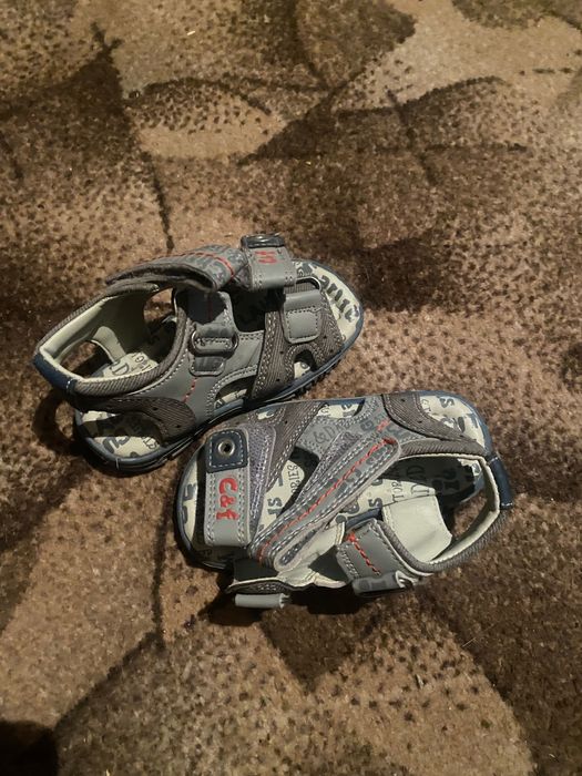 Детская кожаная обувь