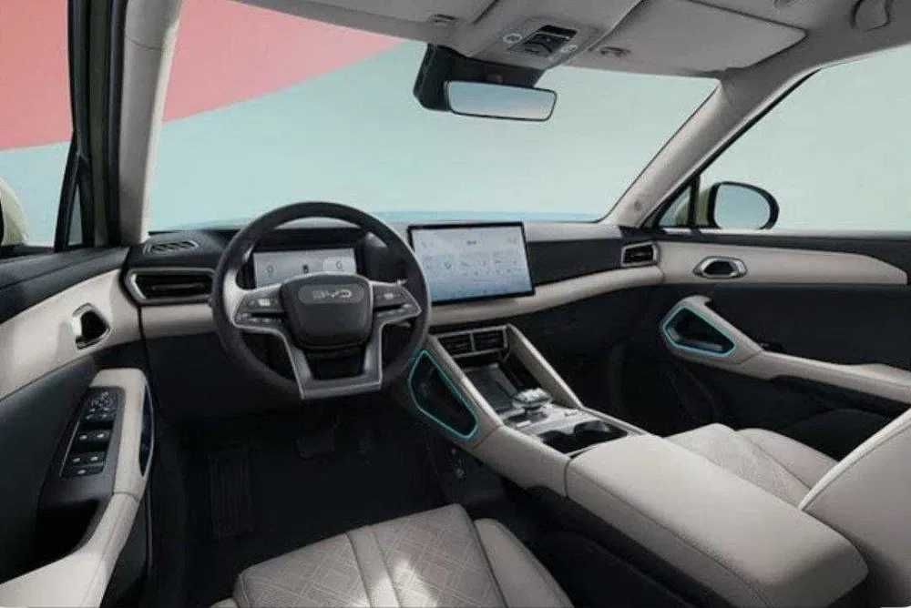 BYD Yuan Up Smart drive