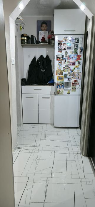 Vand apartament 2 camere