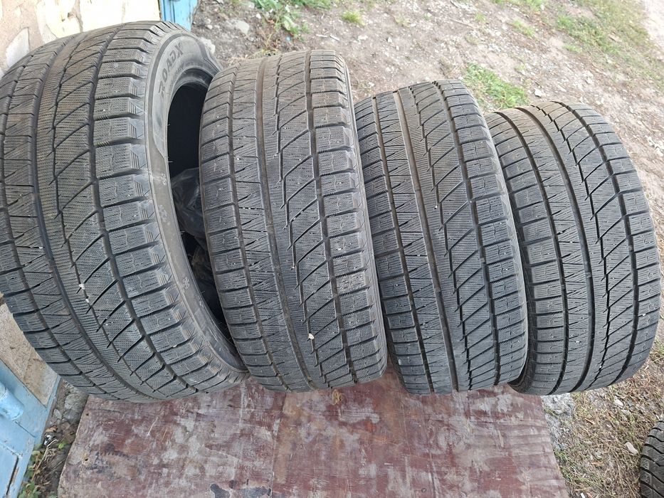 Продам шины. 275/45/20  родах