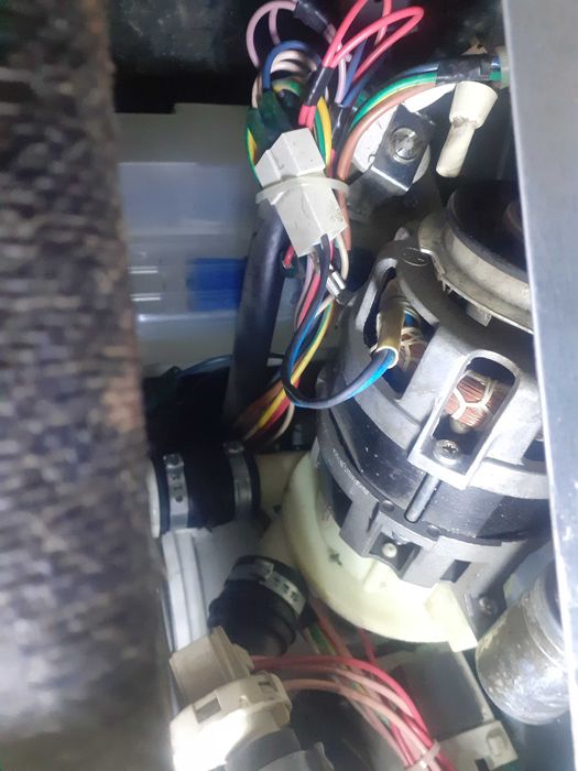 Посудомоечная машина рабочая