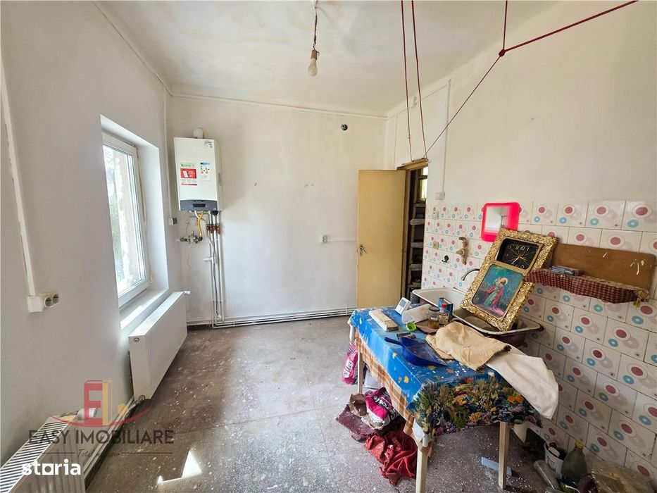 Casa de vanzare, Central, 65mp,  Zona 0, curte, Targu Mures