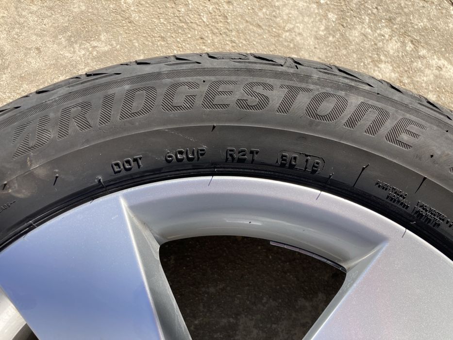 Anvelope vara Bridgestone 225/55/R17