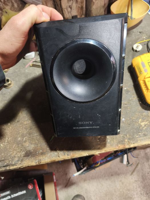 Boxa portabila cu bluetooth și aux