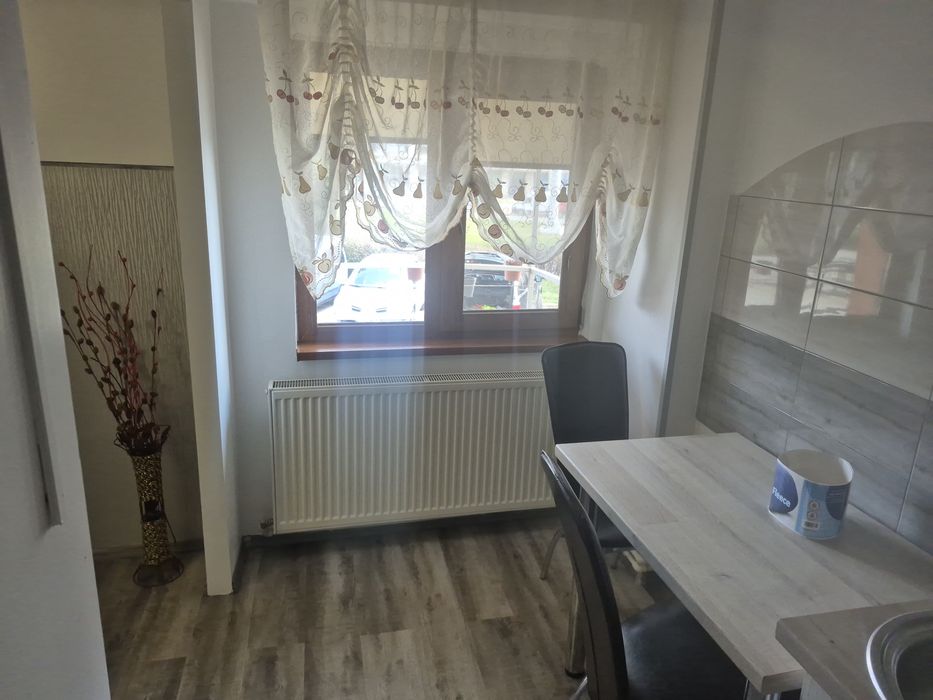 De  Închiriat in regim Booking/Hotelier Turda  Piata Romana  nr13