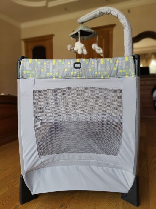 Кроватка-манеж Chicco
