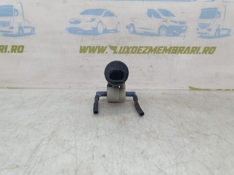 Pompa vas lichid parbriz 1t0955651a Volkswagen VW Touran 1 [2003 - 20