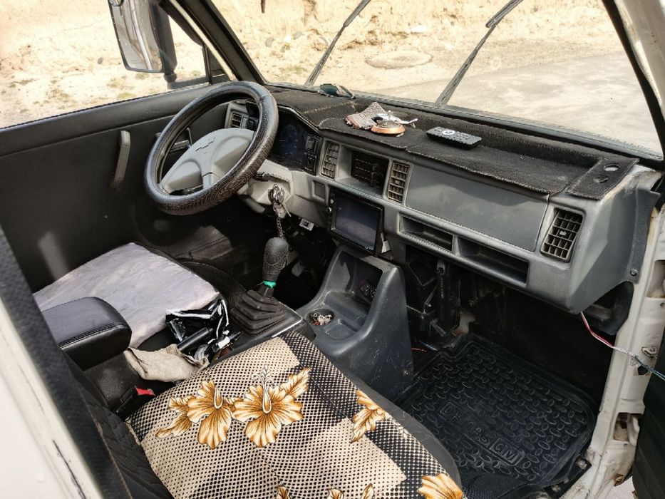 Chevrolet DAMAS sotiladi.