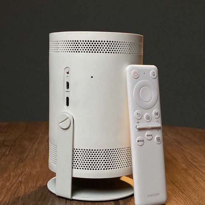 Продам проектор Samsung Freestyle