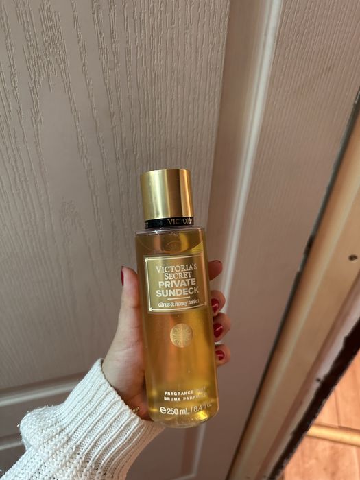 Spray uri de corp victoria’s secret