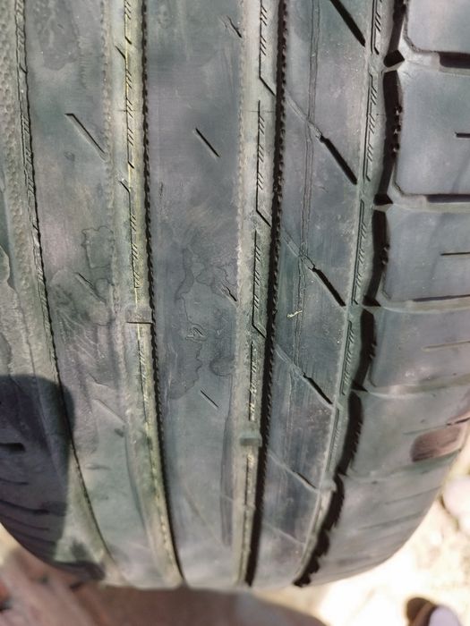 Vand 4 anvelope 215/65R16 vara