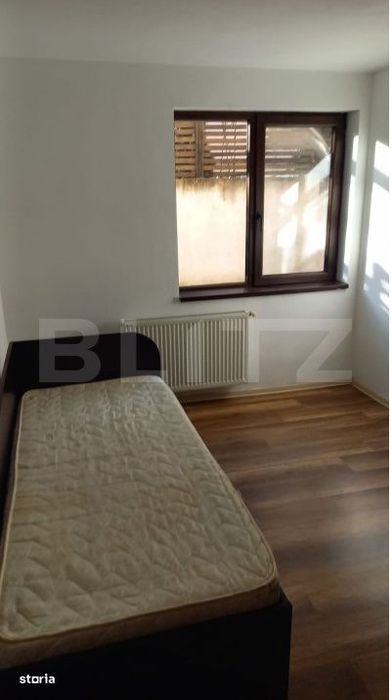 Apartament mobilat, 3 camere, 63 mp, curte 49 mp, parcare, cart Europa