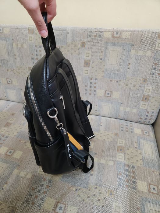 Кожаный новый рюкзак