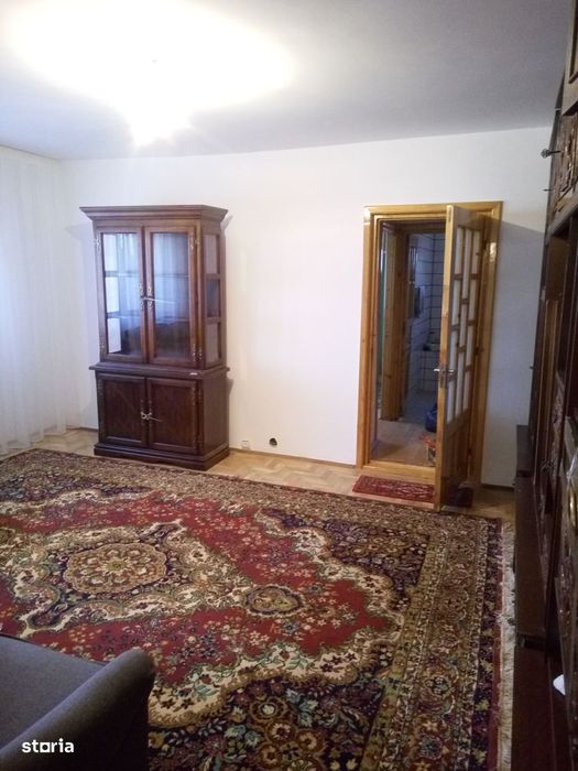 Apartament 3 camere zona Caraiman