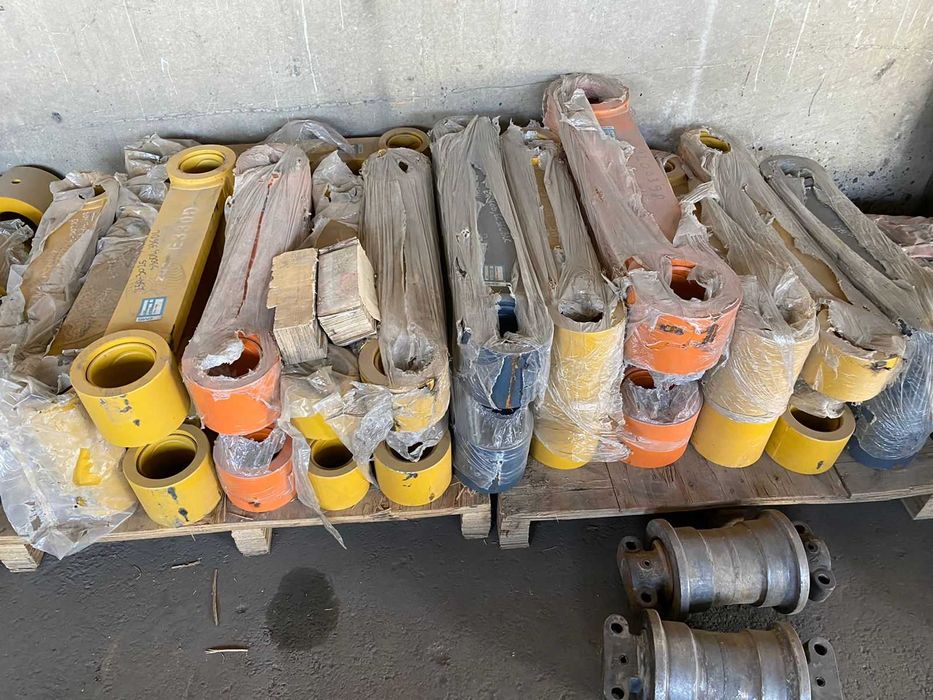 Hyundai,Doosan,Daewoo