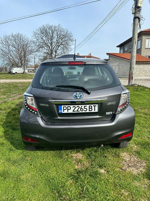 Toyota yarın hybrid