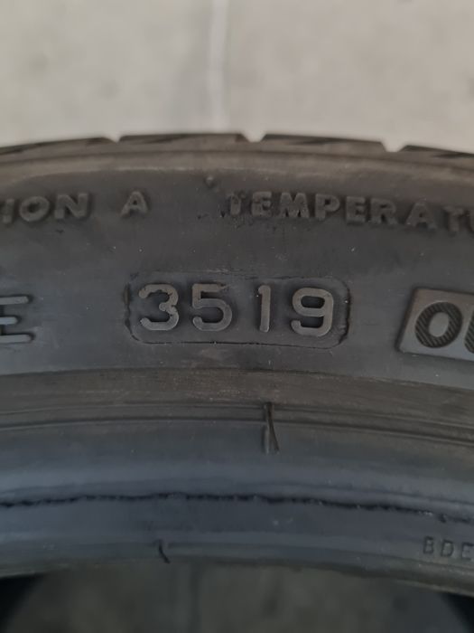 Летни гуми 2 броя BRIDGESTONE Turanza T005 225 40 R18 дот 3519