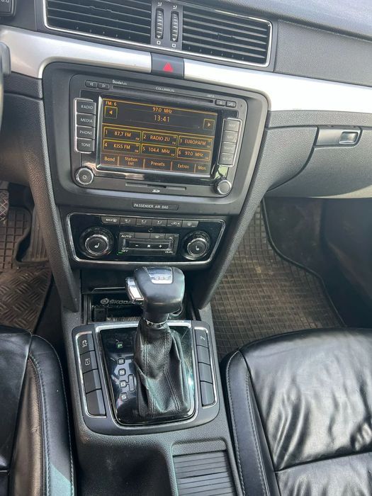 interior piele cu reglaj electric skoda superb 2