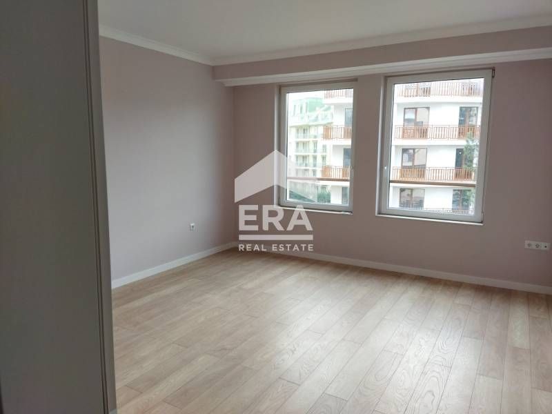 Продава се Тристаен апартамент в к.к. Св.Св. Константин и Елена - 114 кв.м за 1867 €/кв.м - Снимка #4