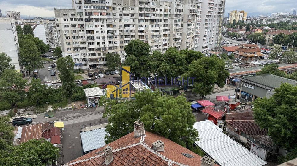 Четиристаен апартамент в кв. Красна поляна 1