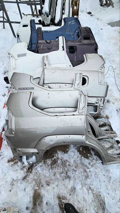 Задние крылья на Prado 120, GX470, LX470 и Land Cruiser 100