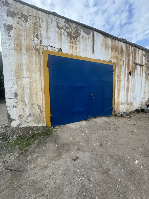 Сдам бокс сто с подьемником