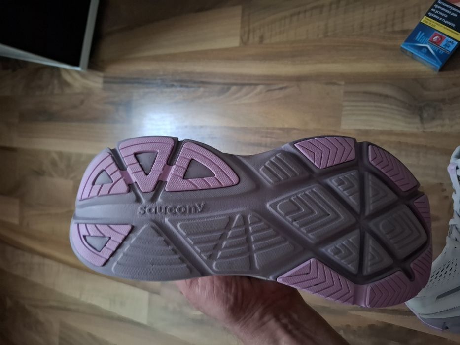 Saucony Gyide 18