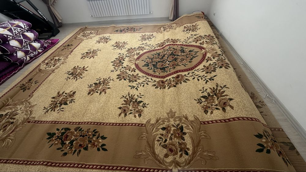 Коверь, Кілем сатылады,