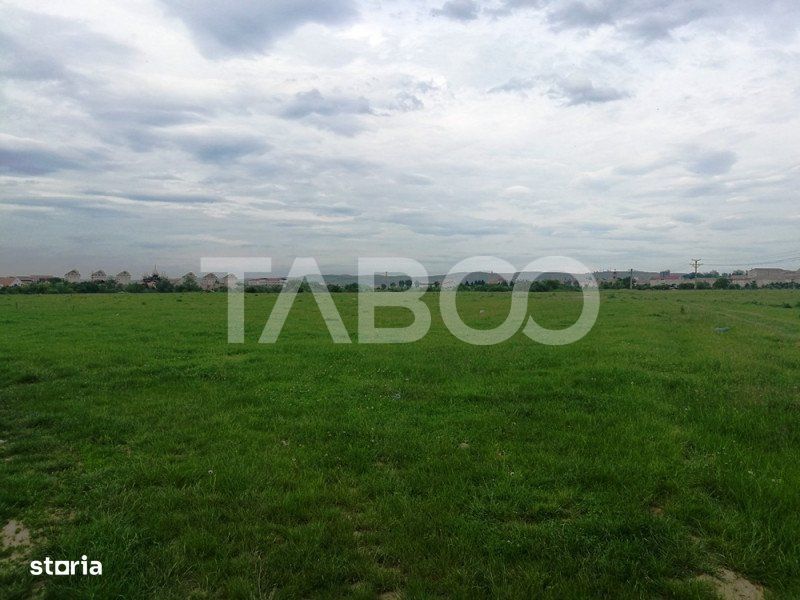 Teren de vanzare 4700 mp cu deschidere de 125 m zona Turnisor Sibiu