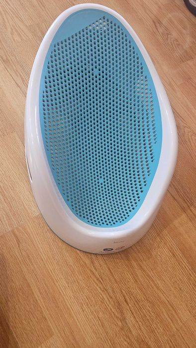 Ергономична вана за бебе