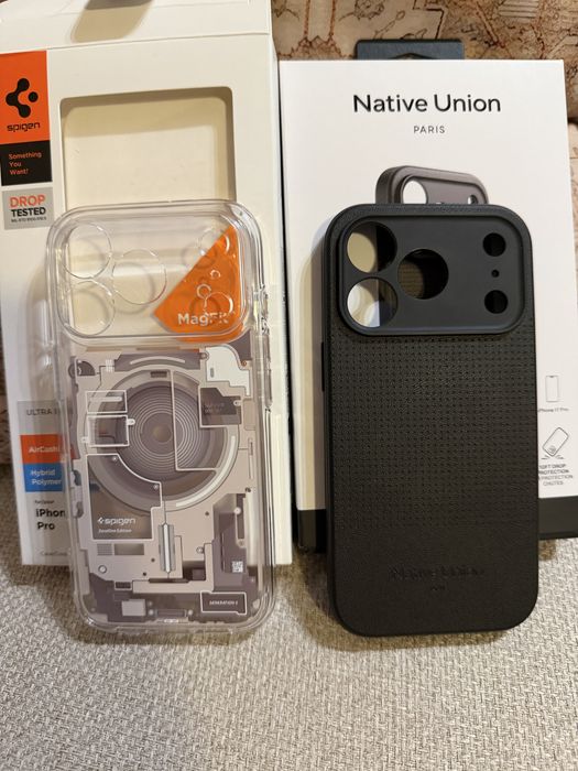 Кейс iPhone 17 Pro native union/Spigen