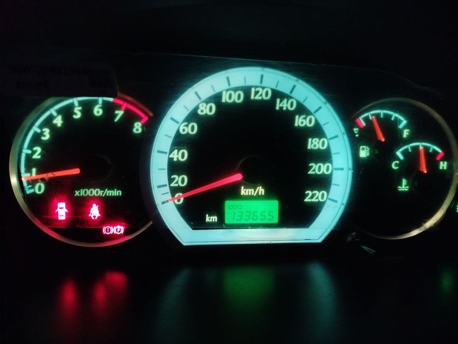 Автомобиль сотилади