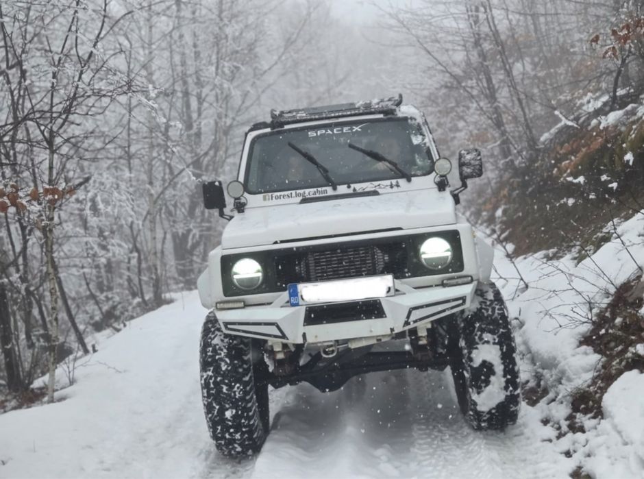 Unicat! Vand Suzuki Samurai LWB( lung), proiect realizat ca la carte.