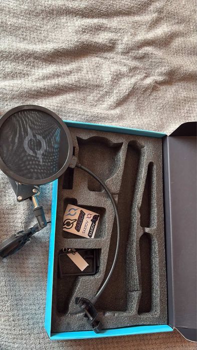 Microfon Aqirys Voyager