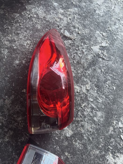 Задний фонарь мазда 6