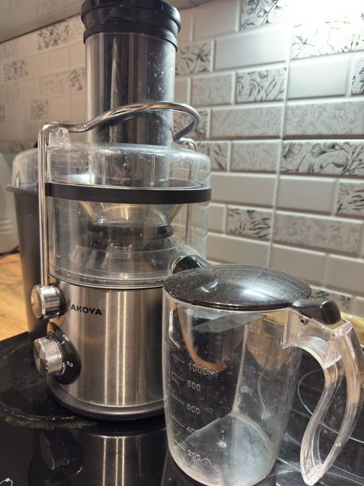 Соковыжималка Akoya