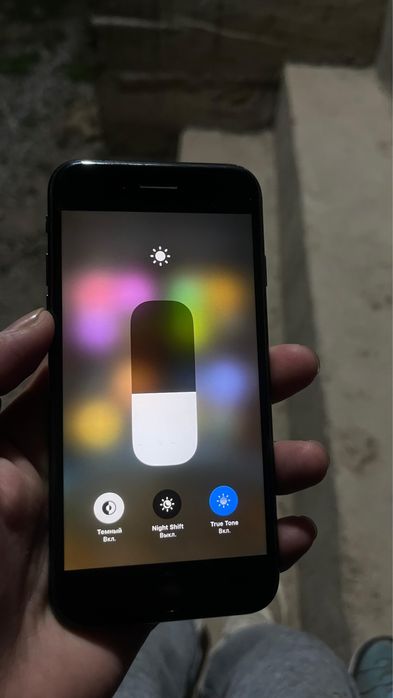 Айфон се 64гб кара цвет