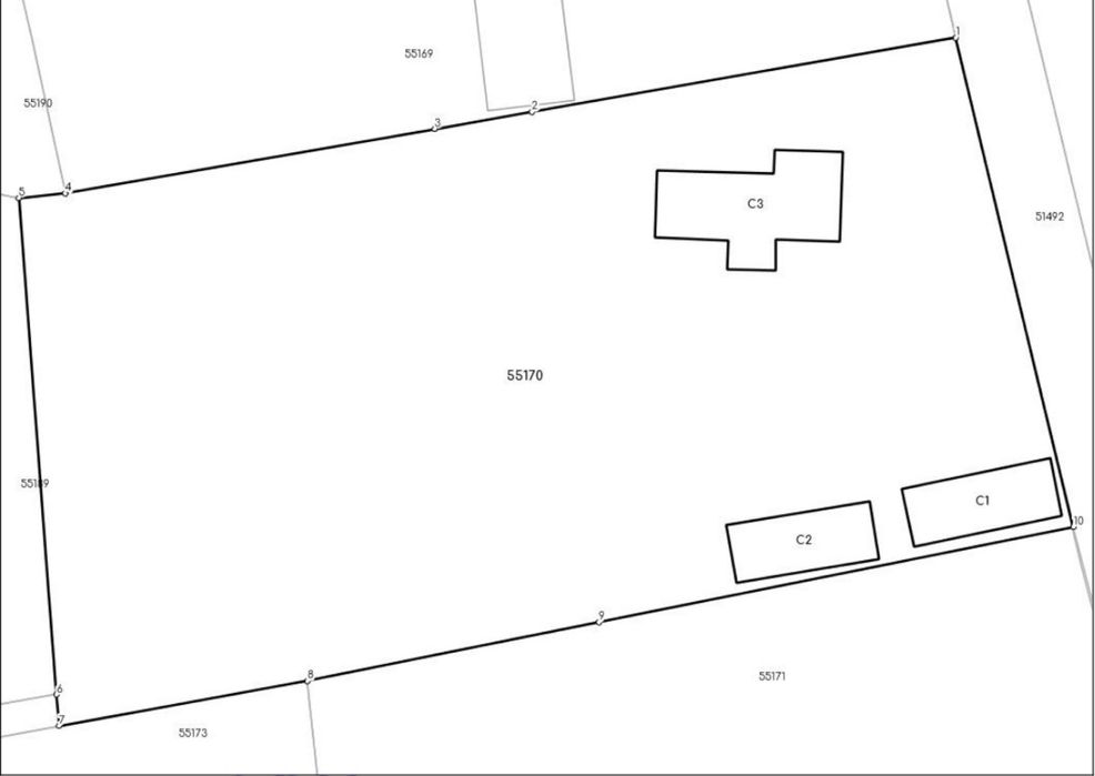 Teren cu 2 case batranesti comuna Perieti