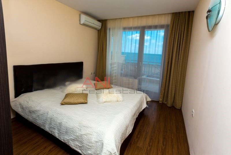 Продава се Двустаен апартамент в к.к. Златни пясъци - 56 кв.м за 2840 €/кв.м - Снимка #2