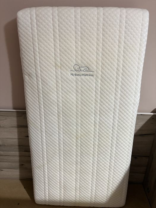 Бебешко легло със скрин