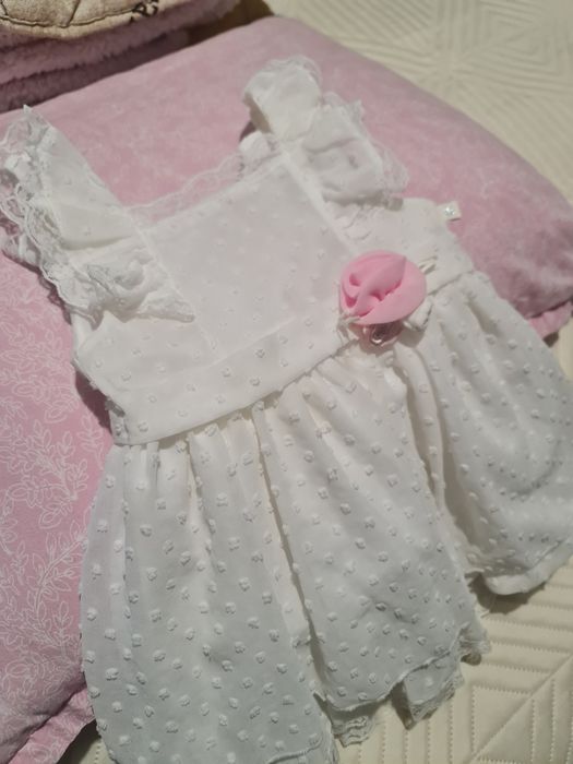 Официална бяла рокля 80 - 86 р-р