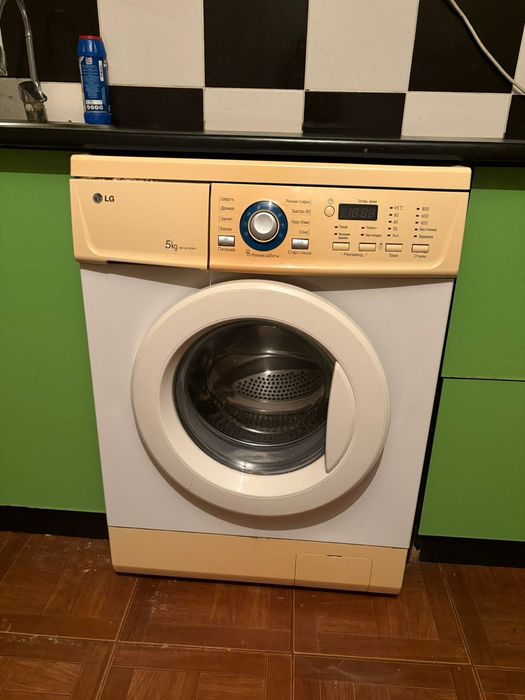 Продам стиральную машину