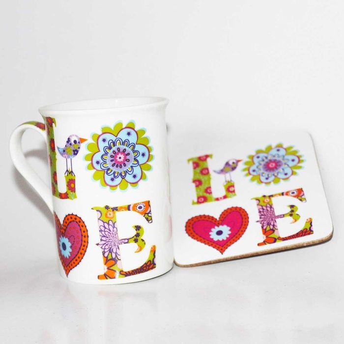 Чаша за чай и кафе І Комплект порцеланова чаша и термоподложка LOVE