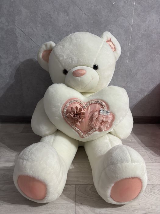 Плюшевый медведь