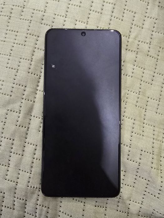 Телефон Poco x6 pro 5g