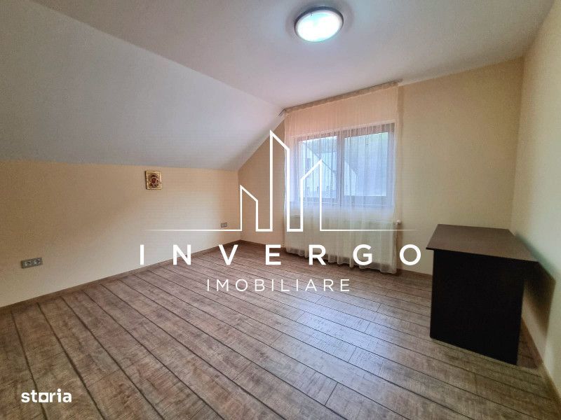 Casa, 5 camere,  de vanzare, in Floresti